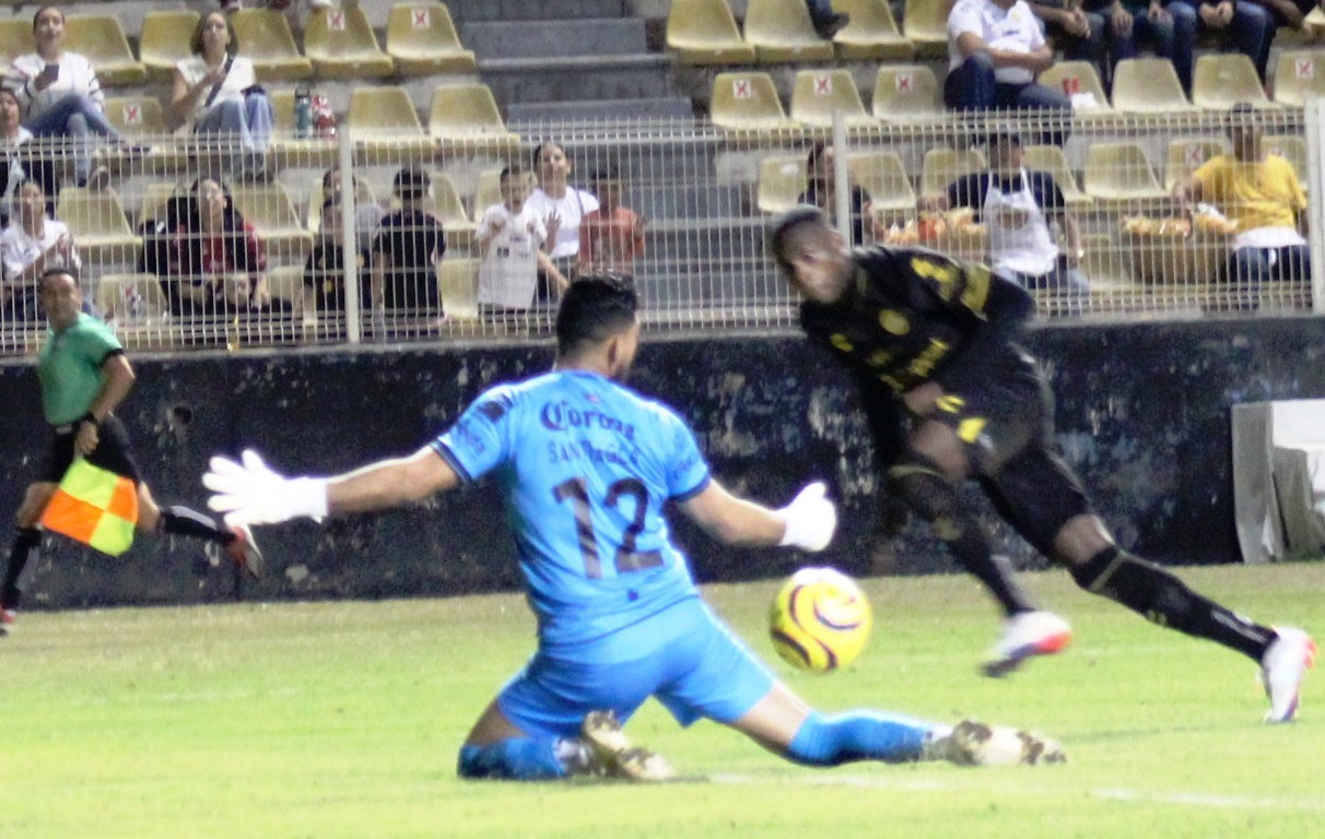 CRISTIAN GOL ANTE MERIDA