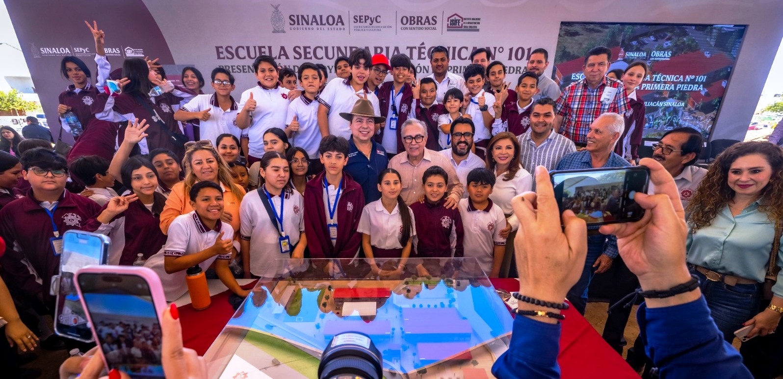 INICIAN SECUNDARIA VALLE ALTO