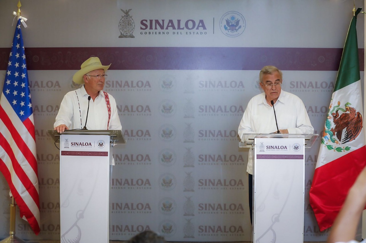 ROCHA Y EMBAJADOR EU