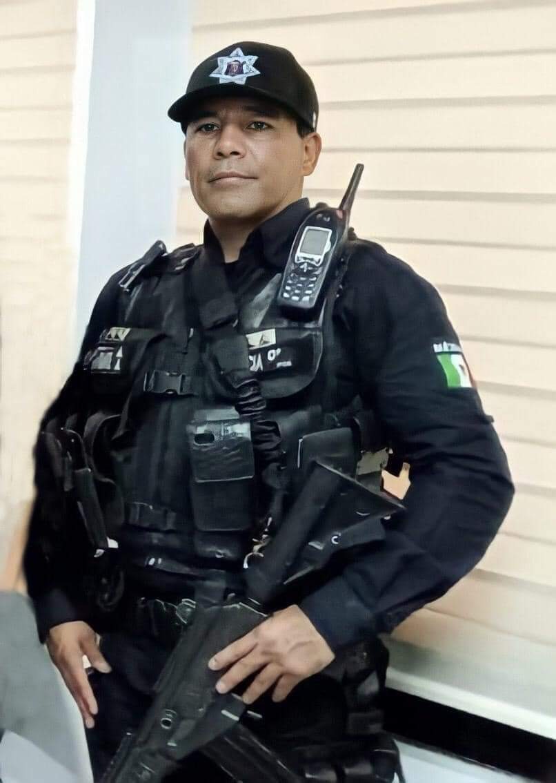 jefe policiaco El Boxer